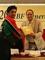 2008ABFGeneralAssemblyUAERepreceivesRM50.000.jpg