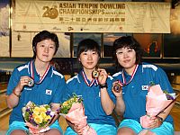 2008AsCWomenAllEventsTop3.jpg