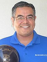 2012BrunswickProStaffTonyReyes.jpg