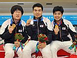 2013EAGChoiBokEumKimJunYungParkJongWoo_small.jpg