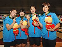 2013GirlsTeamGoldKorea.jpg