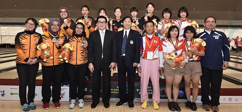 2015ASCGirlsTeamPodiumBanner1.jpg