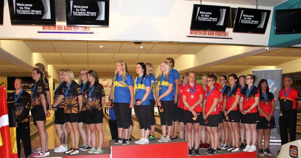 2016WECTeamPodiumBanner.jpg
