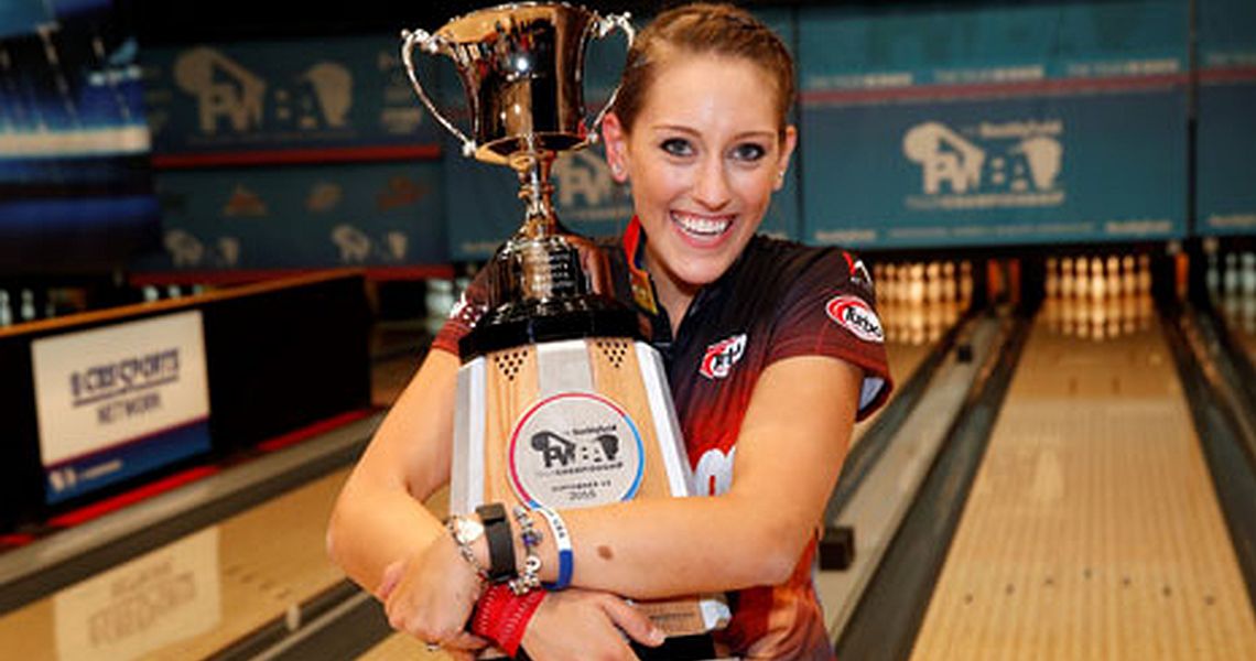 McEwan wins PWBA Tour Championship; Johnson is Player of the Year