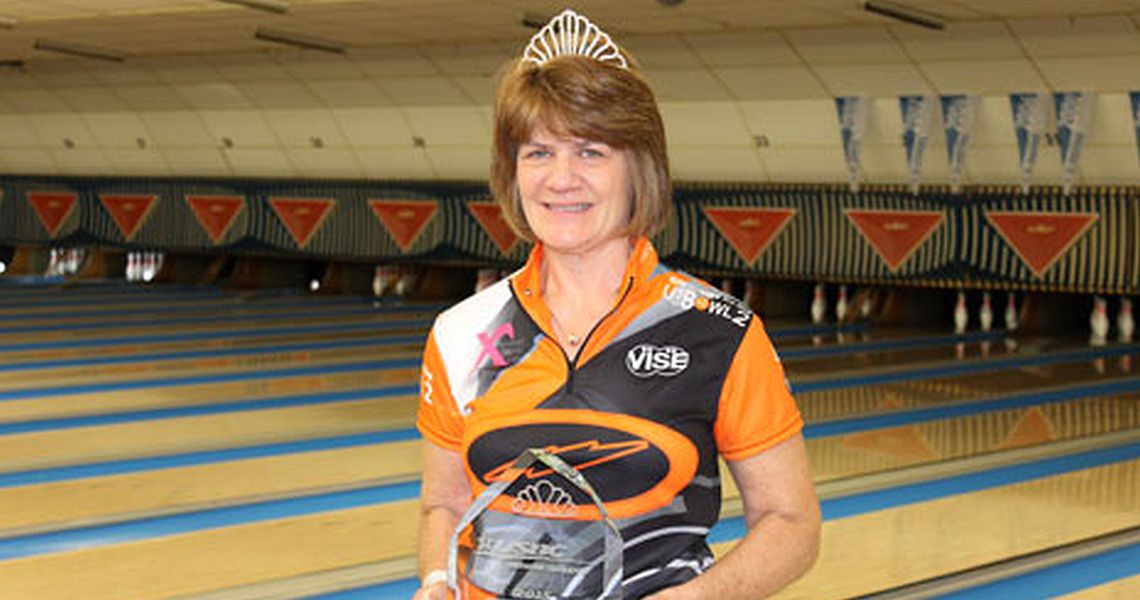 Robin Romeo makes history at 2015 USBC Senior Queens