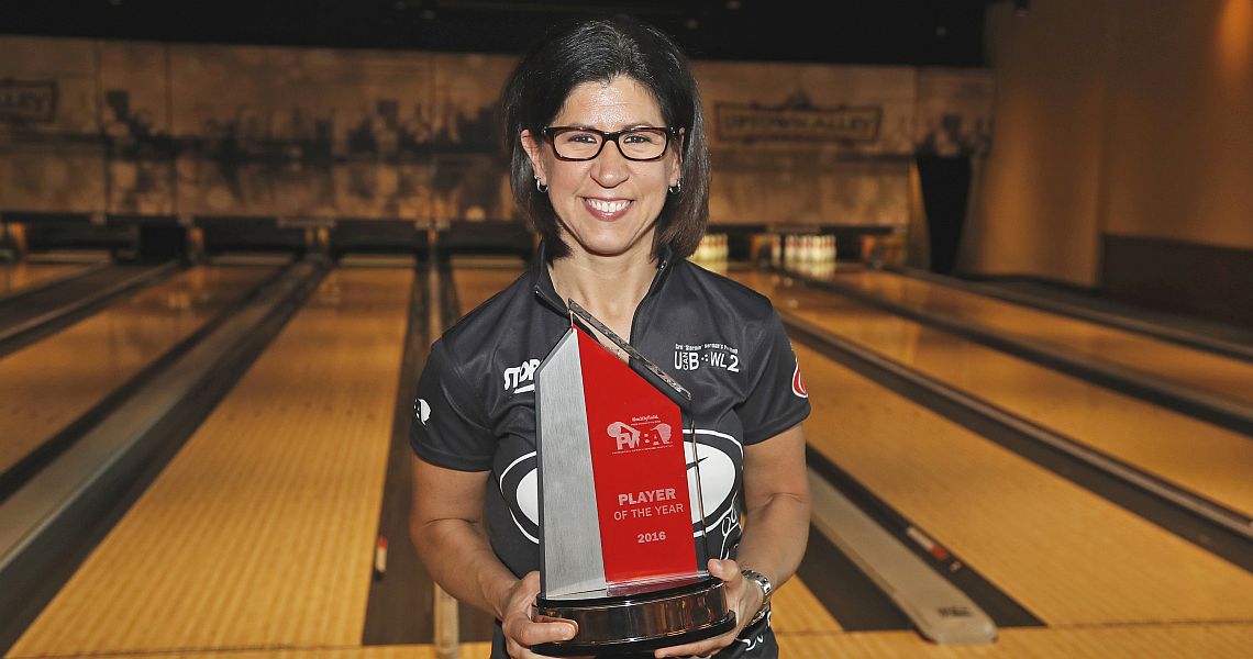Johnson, New earn 2016 PWBA Player, Rookie of the Year awards