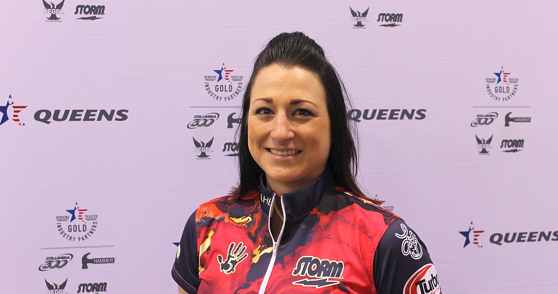 Lindsay Boomershine continues strong at 2017 USBC Queens