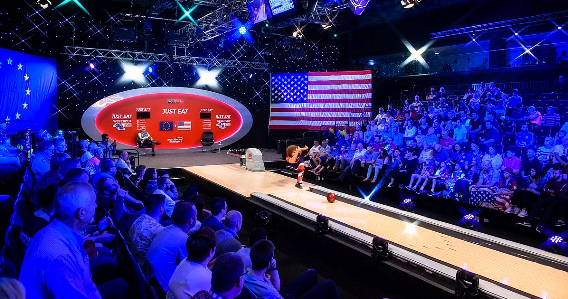 USA increase lead after another hard-fought second session