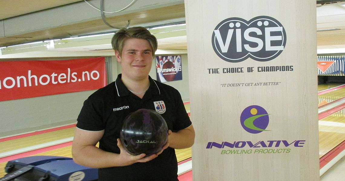 Norwegian youth bowler charges to big lead at Norwegian Open