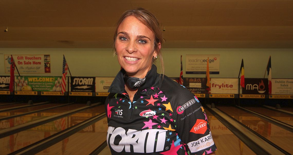 Ghislaine van der Tol averages over 250 to win the Qualifying in Dublin, Ireland