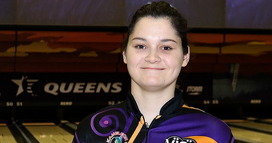 Daria Kovalova leads after first round of 2018 USBC Queens