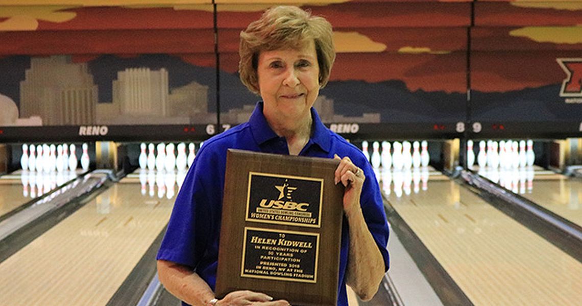 Two bowlers celebrate 50 years at 2018 USBC Women’s Championships